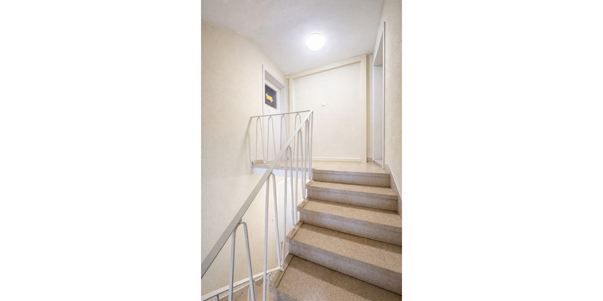 Treppenaufgang z. Zimmer DG