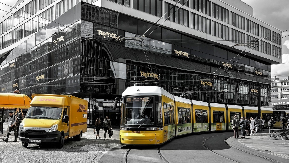 Mobilität & Verkehr in Neu-Ulm – Anbindung, Parken und ÖPNV im Überblick